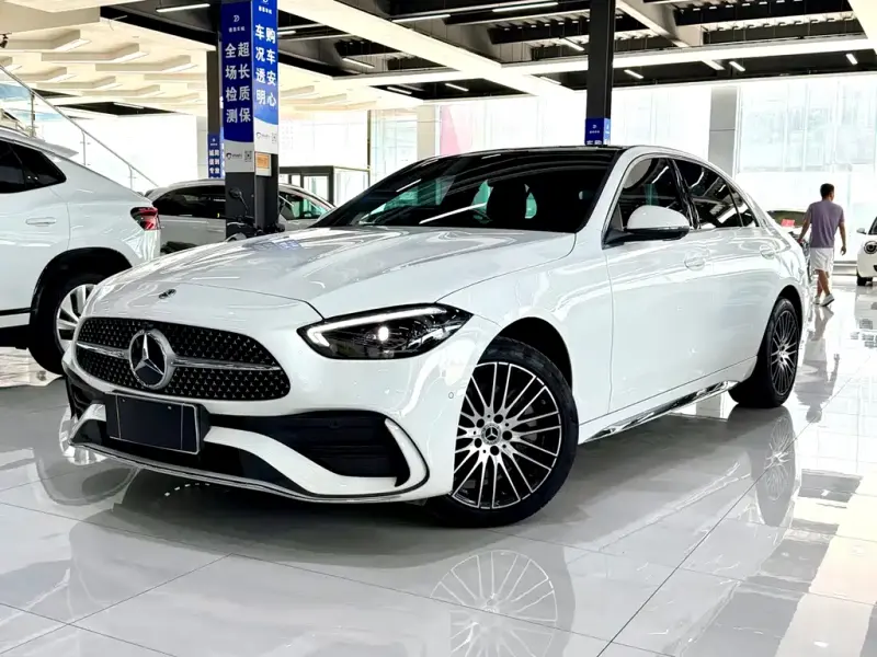 Mercedes-Benz C-Class, 2025