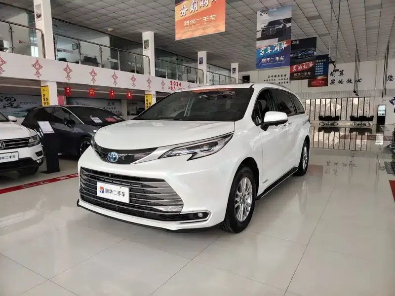 Toyota Sienna, 2022