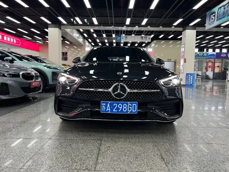 Mercedes-Benz C-Class, 2025
