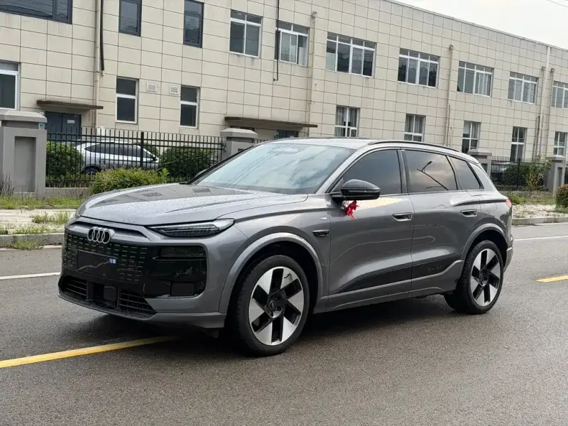 Audi Q6L e-tron, 2025
