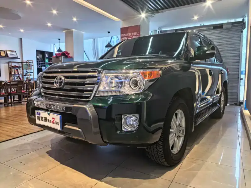 Toyota Land Cruiser, 2014 — фото 1