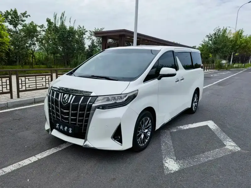 Toyota Alphard, 2017