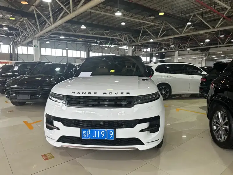Land Rover Sport, 2024