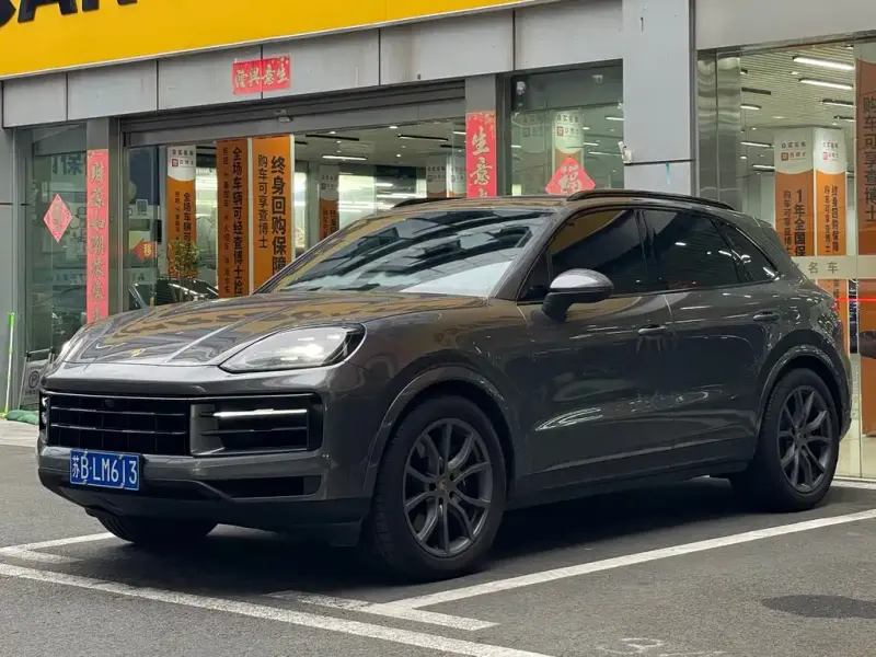 Porsche Cayenne, 2025