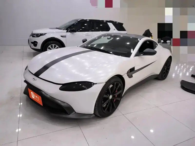 Aston Martin V8 Vantage, 2019