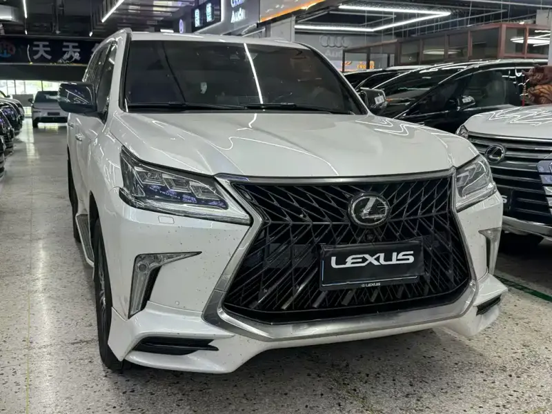 Lexus LX, 2019