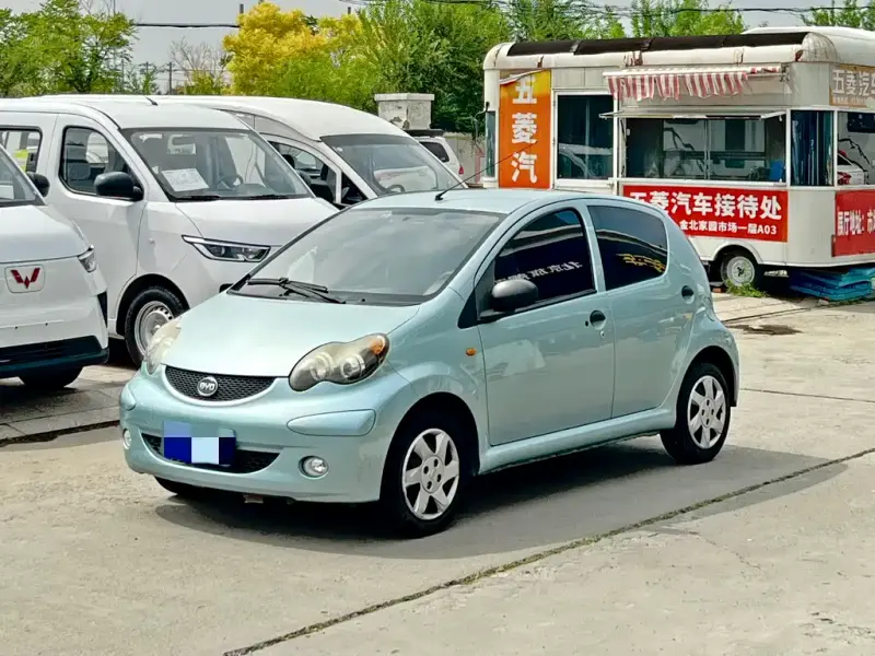 BYD F0, 2013