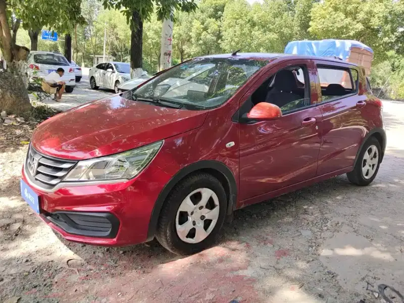Baojun 310, 2017