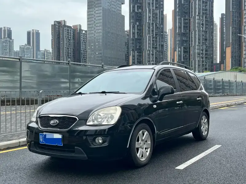 Kia Carens, 2010