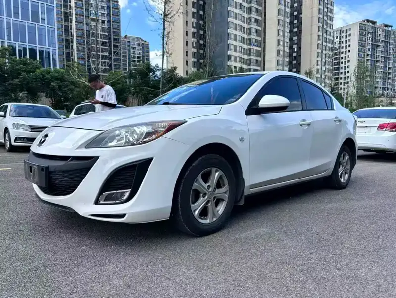 Mazda 3 Xingcheng, 2012