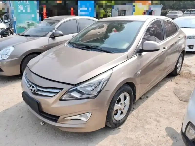 Hyundai Verna, 2015