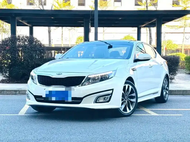 Kia K5, 2014