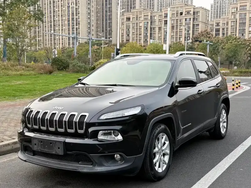 Jeep Cherokee, 2017