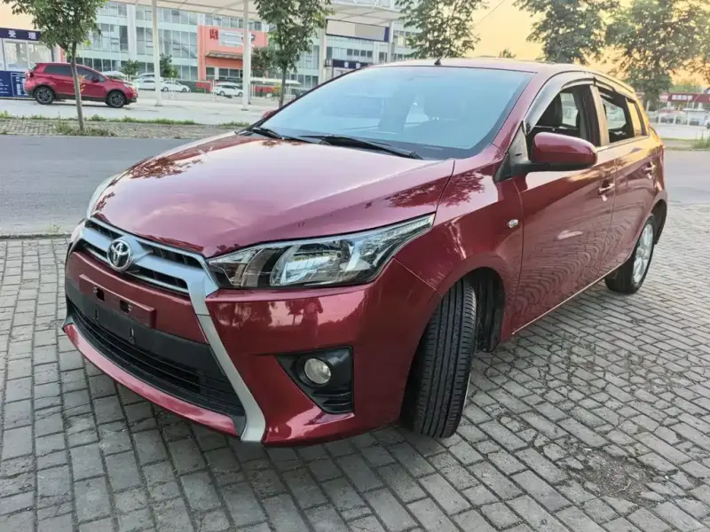 Toyota Yaris L, 2015