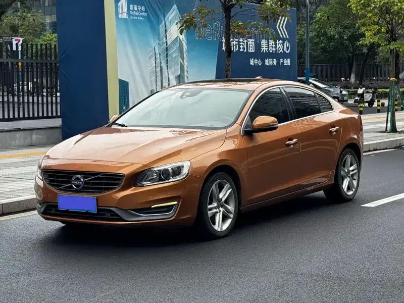 Volvo S60, 2014