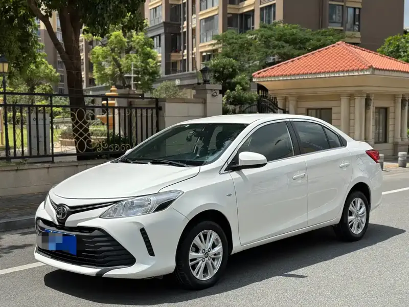 Toyota Vios, 2017 — фото 1