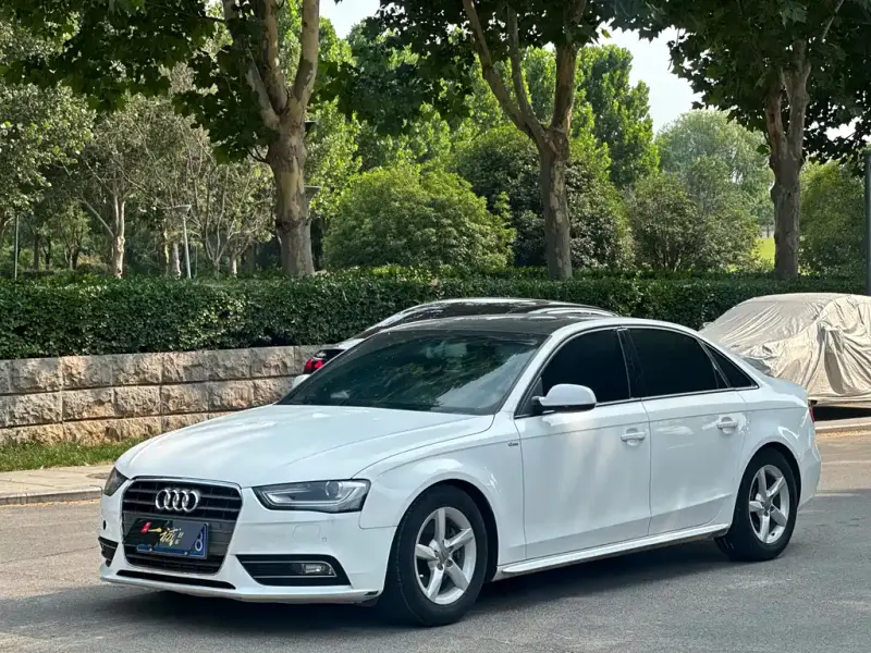 Audi A4L, 2014 — фото 1