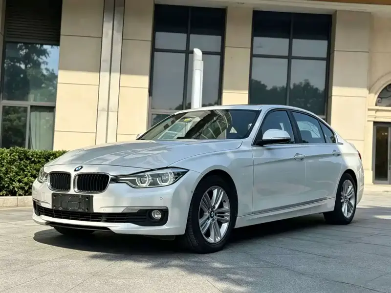 BMW 3 Series, 2016