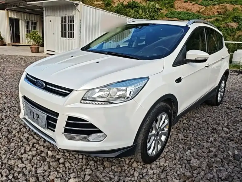 Ford Kuga, 2016