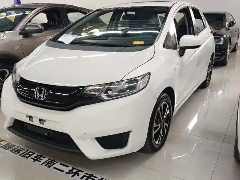 Honda Fit, 2017 — фото 1