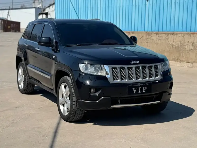 Jeep Grand Cherokee (Import), 2013