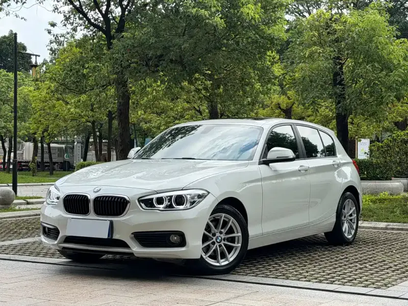 BMW 1 Series (Import), 2015