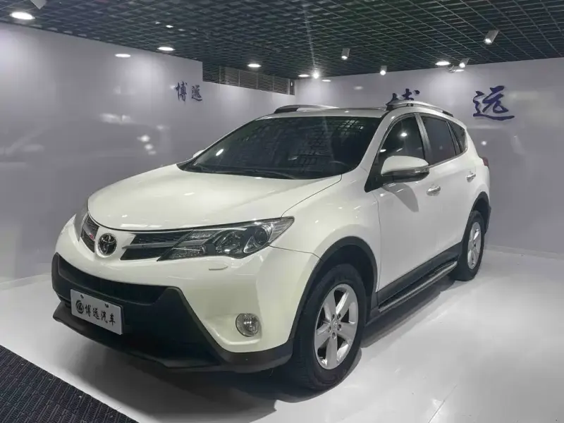 Toyota RAV4, 2013