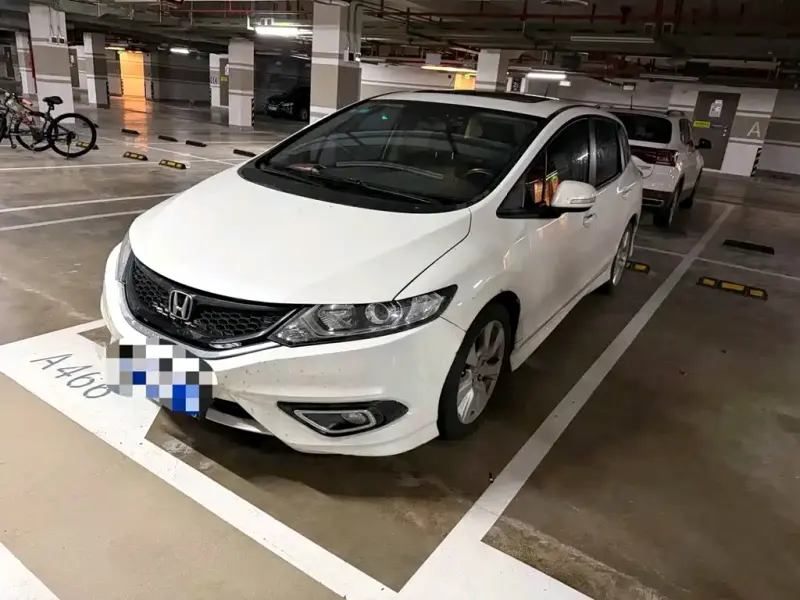 Honda Jade, 2016 — фото 1