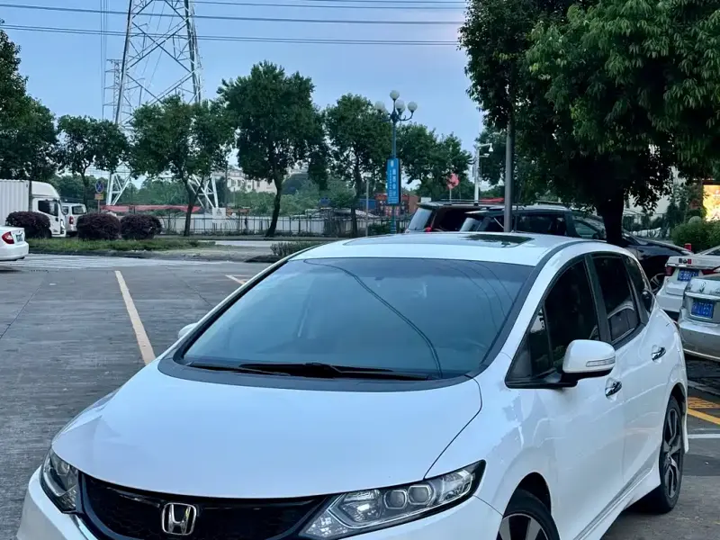 Honda Jade, 2014 — фото 1