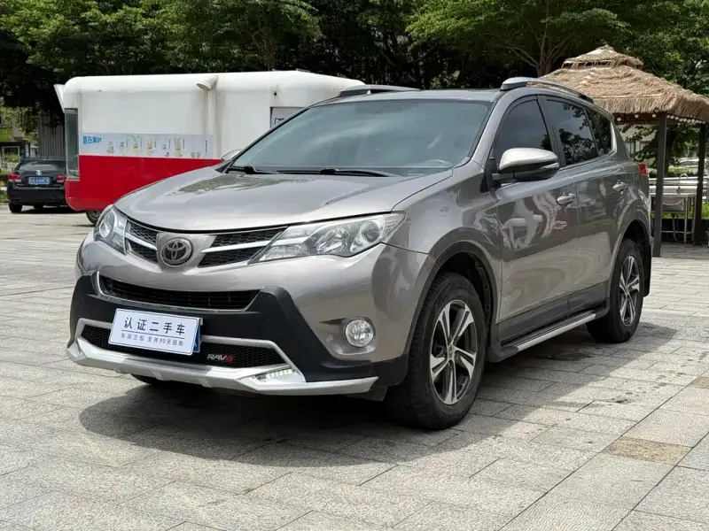 Toyota RAV4, 2016 — фото 1