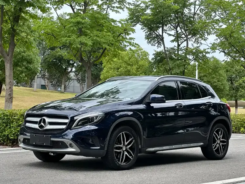Mercedes-Benz GLA, 2016