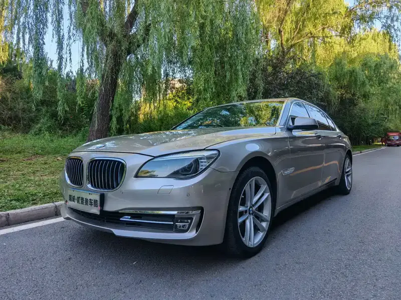 BMW 7 Series, 2012