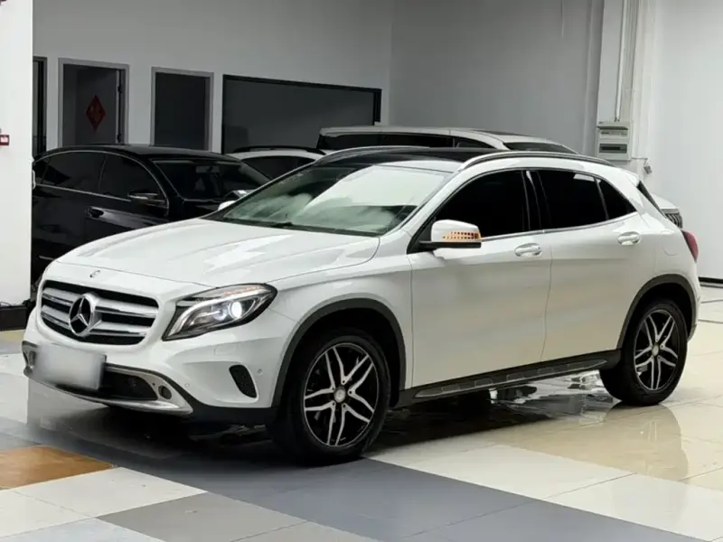 Mercedes-Benz GLA, 2017