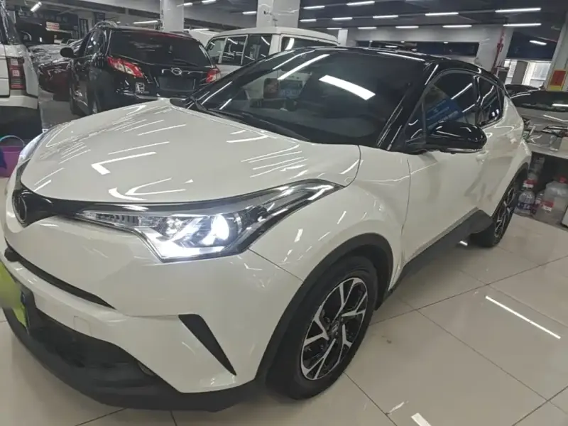 Toyota C-HR, 2019
