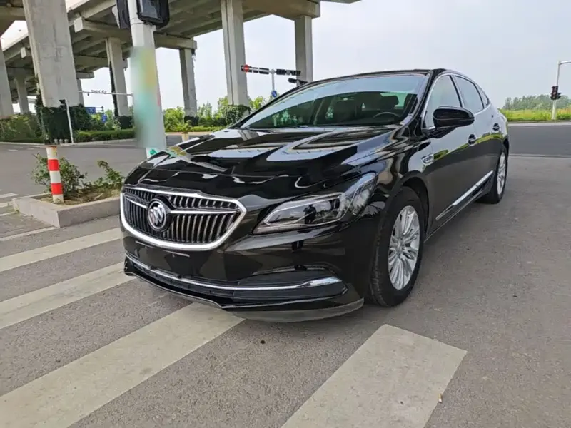 Buick LaCrosse, 2018 — фото 1