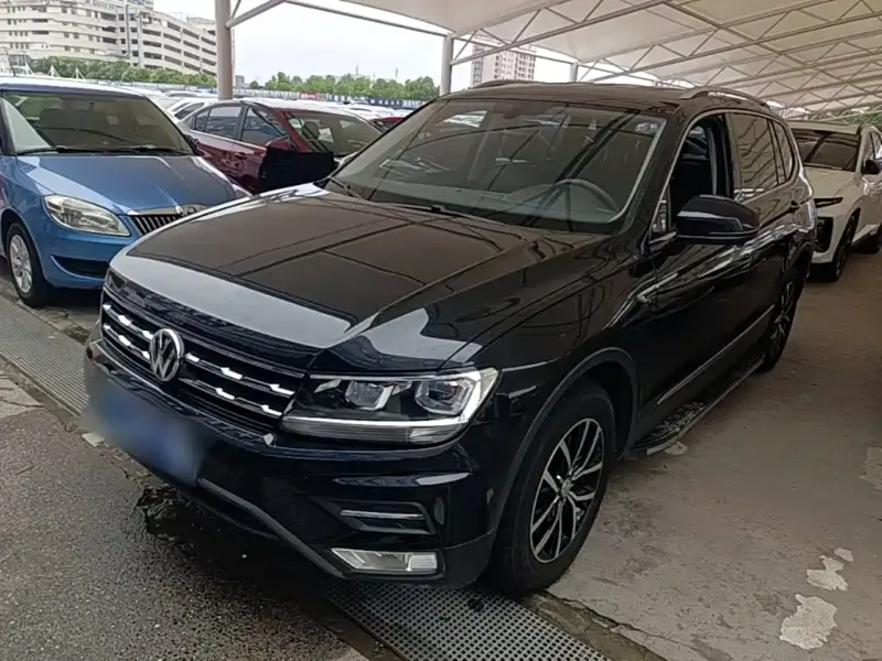 Volkswagen Tiguan L, 2018