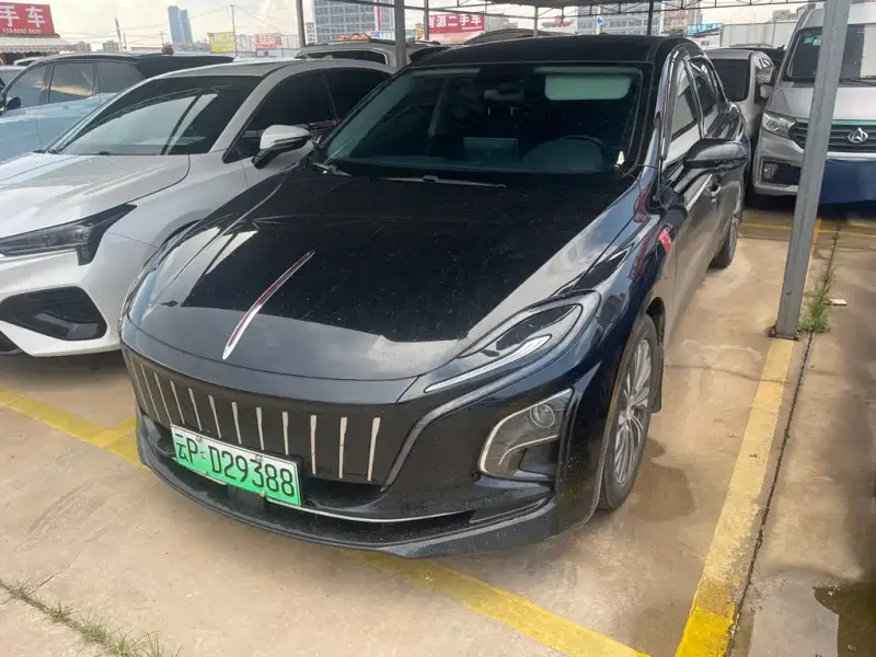 Hongqi E-QM5, 2023
