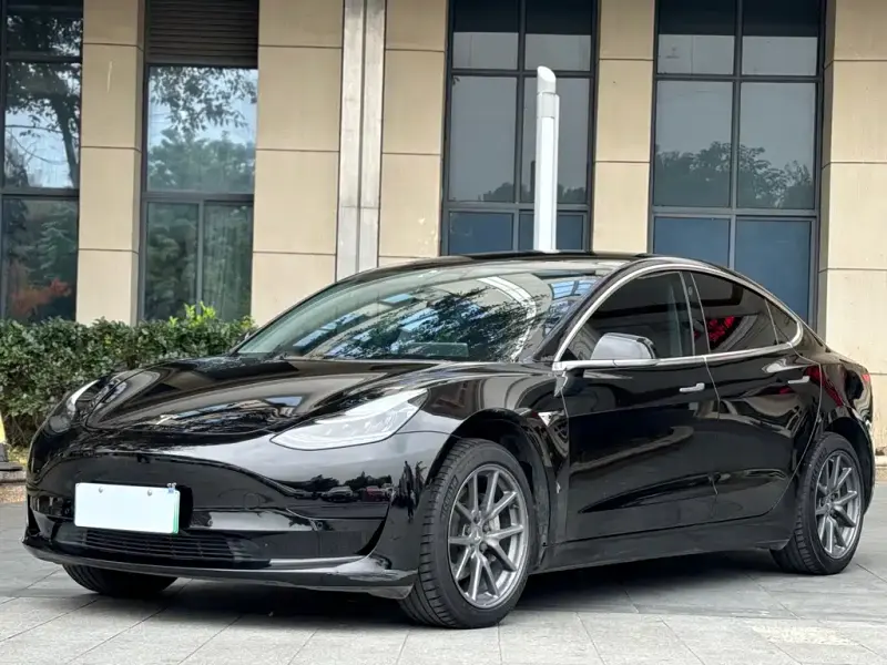 Tesla Model 3, 2020