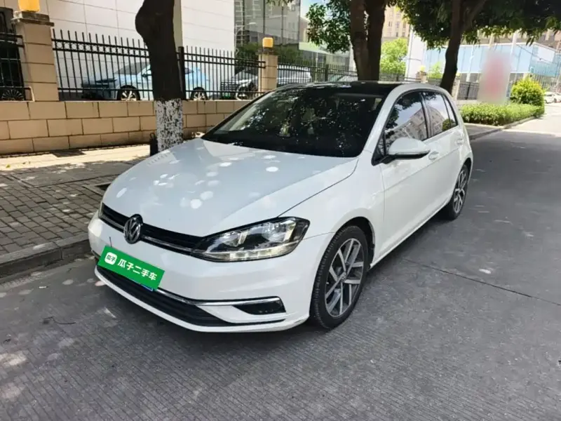 Volkswagen Golf, 2020