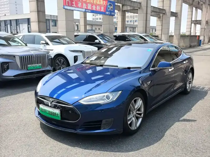 Tesla Model S, 2016