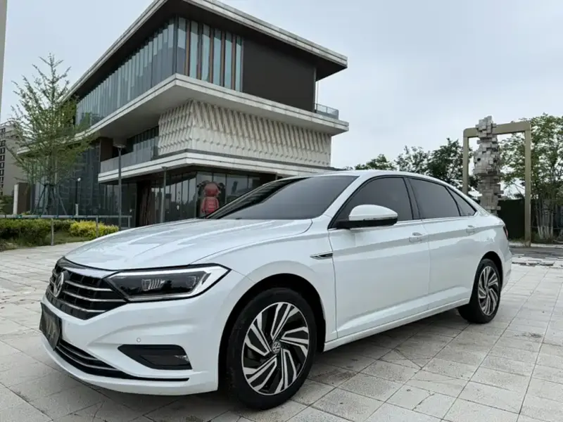 Volkswagen Sagitar, 2020