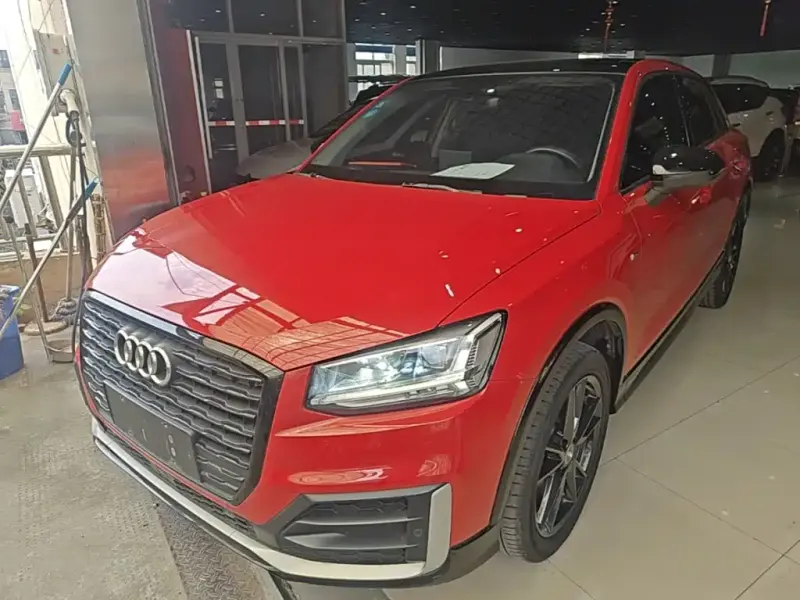 Audi Q2L, 2020