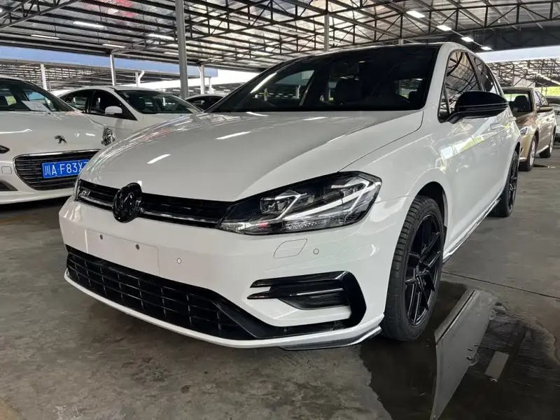 Volkswagen Golf, 2020