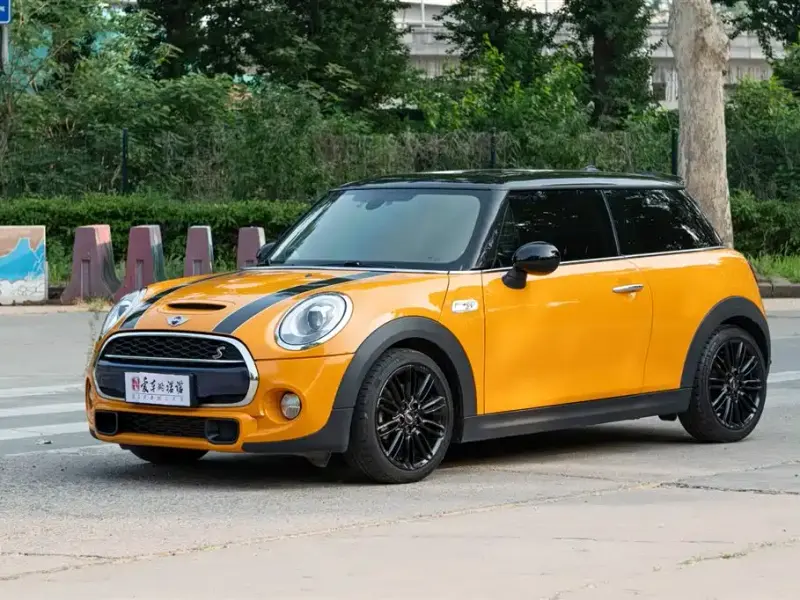 MINI Mini, 2015