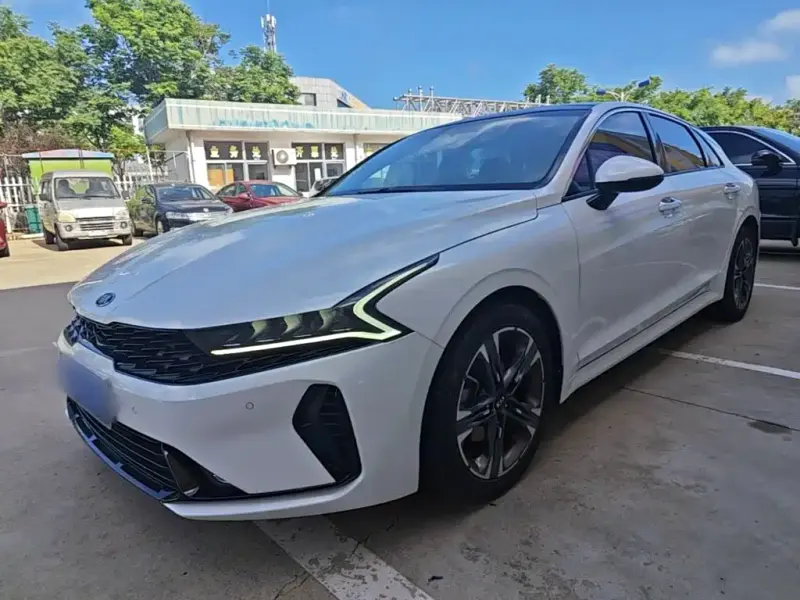 Kia K5, 2021
