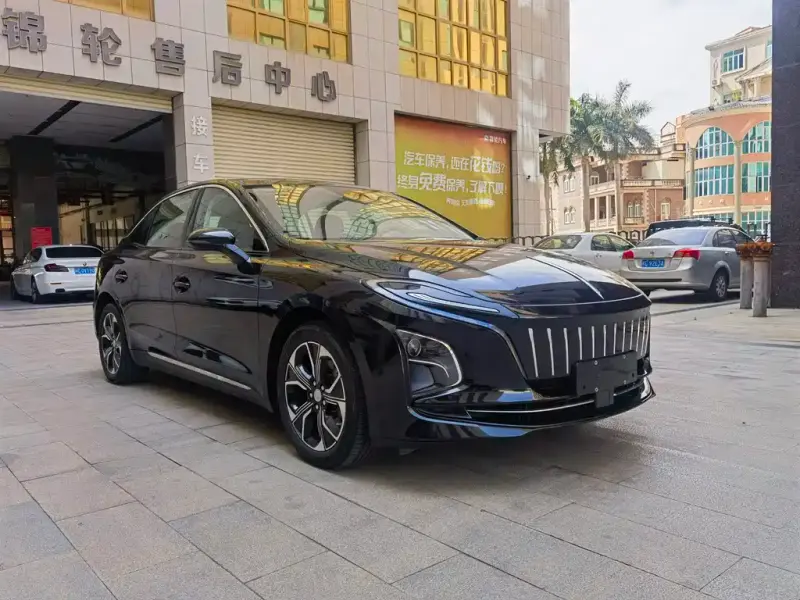 Hongqi E-QM5, 2026