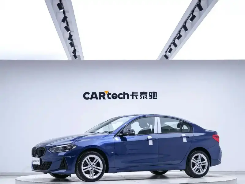 BMW 1 Series, 2022