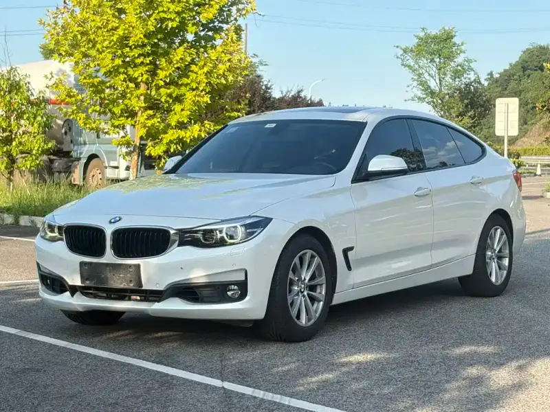 BMW 3 Series GT, 2017 — фото 1