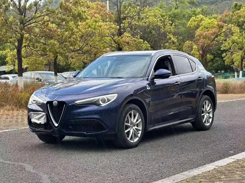 Alfa Romeo Stelvio, 2018