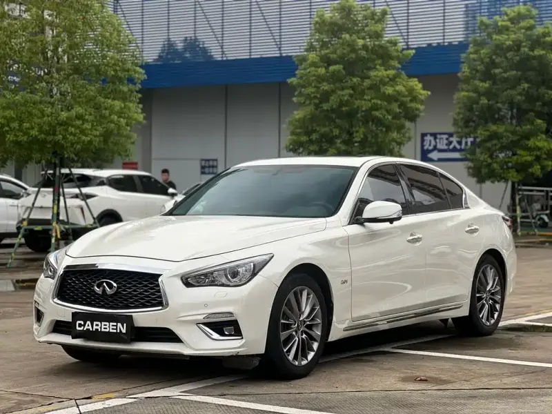 Infiniti Q50L, 2021